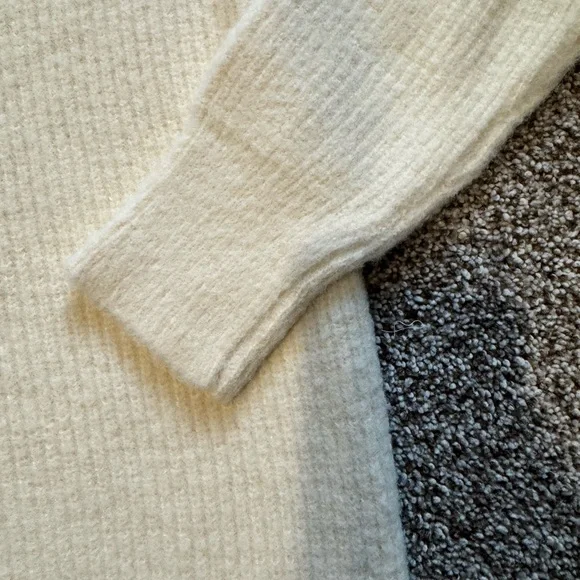 Hem & Thread Cream Criss Cross Back Sweater - Picture 3 of 6